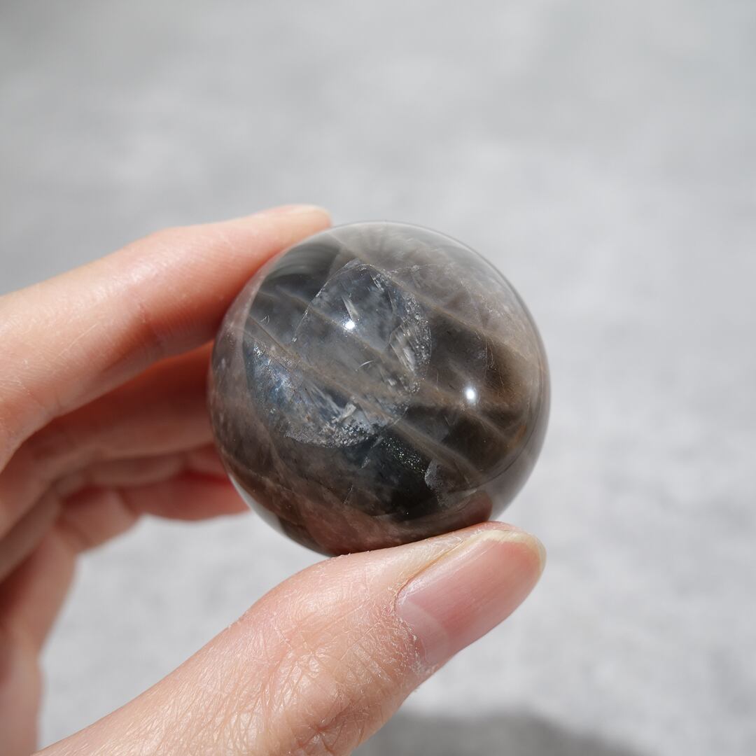 グレームーンストーン スフィア タンザニア産 Gray Moonstone ✧ ムーンストーン | FLUXY - 天然石と鉱物のお店