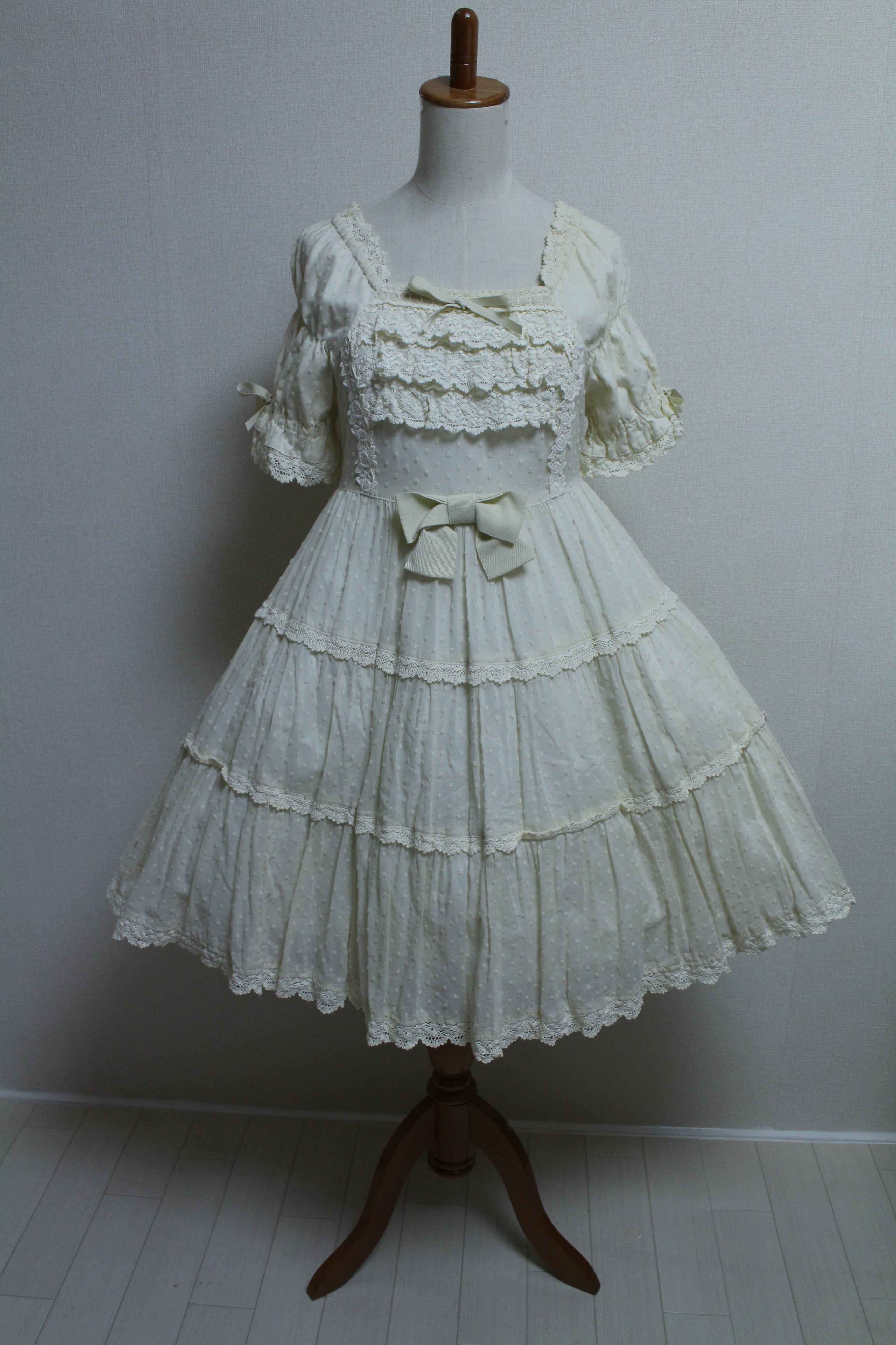 BABY, THE STARS SHINE BRIGHT デザートワンピース