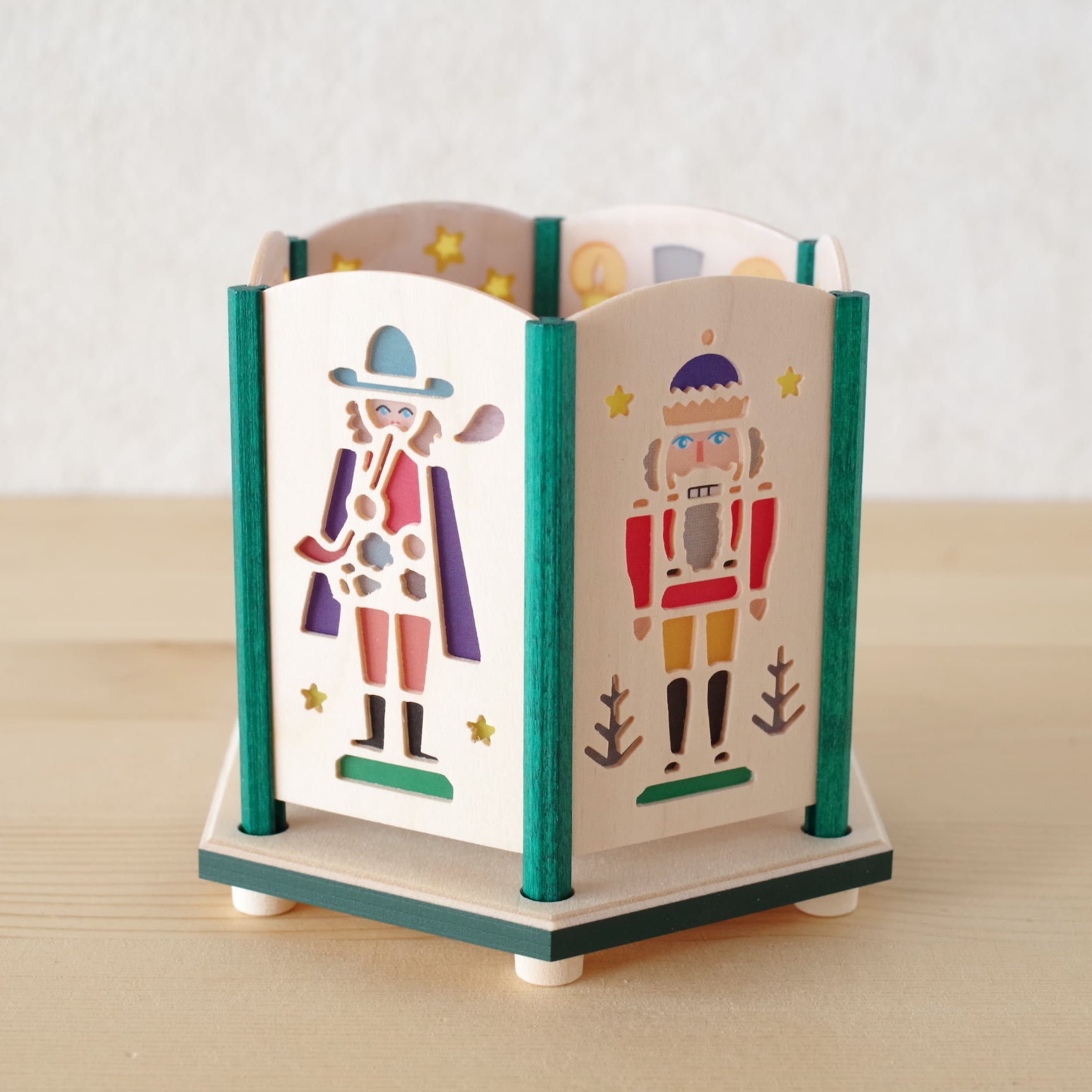 ライナーフラット キャンドルホルダー ザイフェン | 木のおもちゃ専門