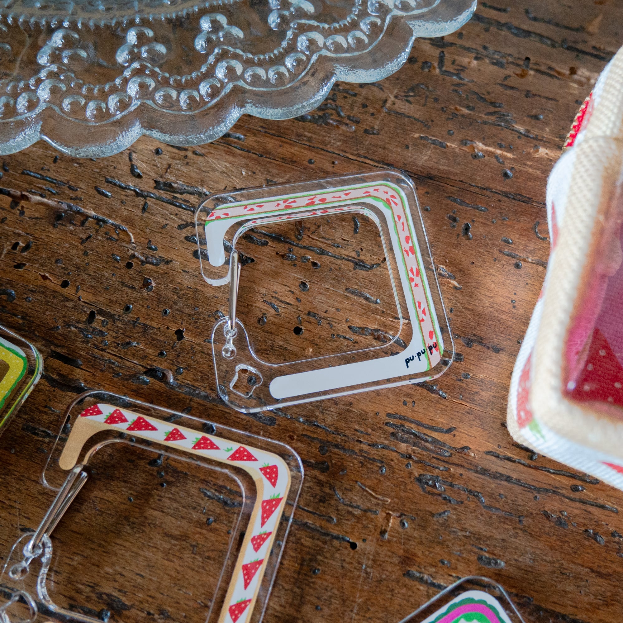 サンドイッチのアクリルカラビナ ミニサイズ