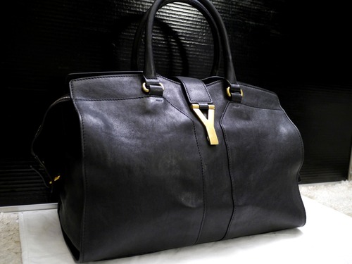 定番◆YvesSaintLaurent イヴサンローラン カバスシックMM A4対応 ビジネス可 レザー トート バッグ 黒◆ 時代を超えて愛される定番モデル♪