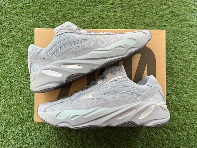 adidas YEEZY BOOST 700 HOSPITAL BLUE FV8424 29.5cm 67878