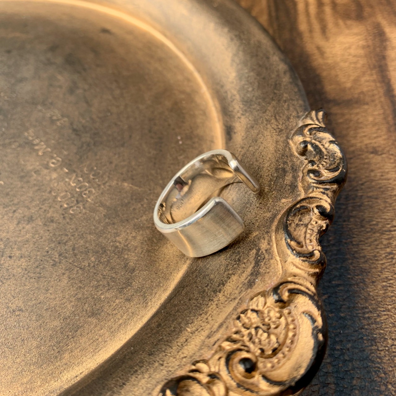 シルバーカットエッジリング