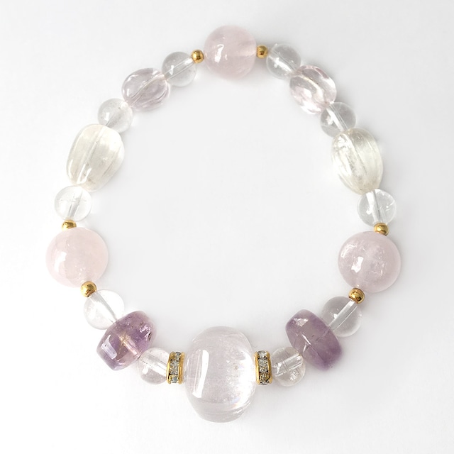 【愛の石】クンツァイト・アメジスト・ローズクォーツ ブレスレット(内径17cm)