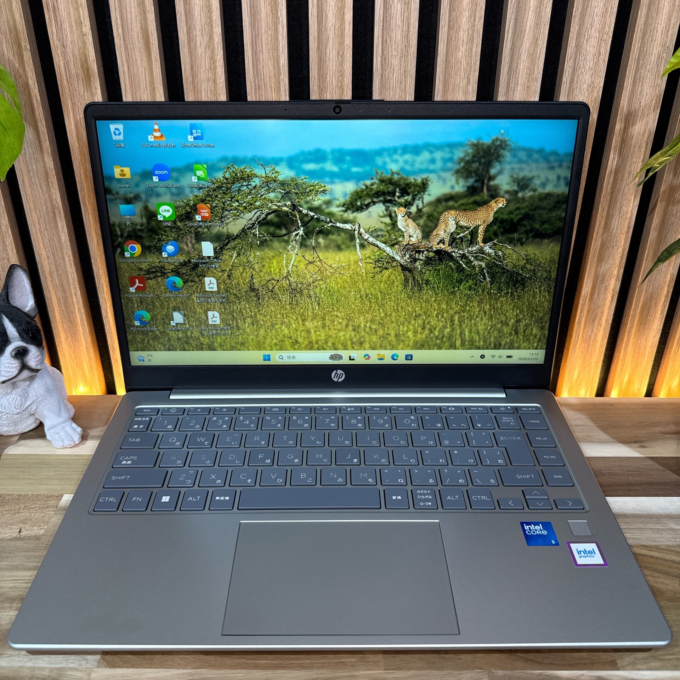 公式ショップ限定価格❣️/ 準美品《新型2025年モデル》HP Laptop 14
