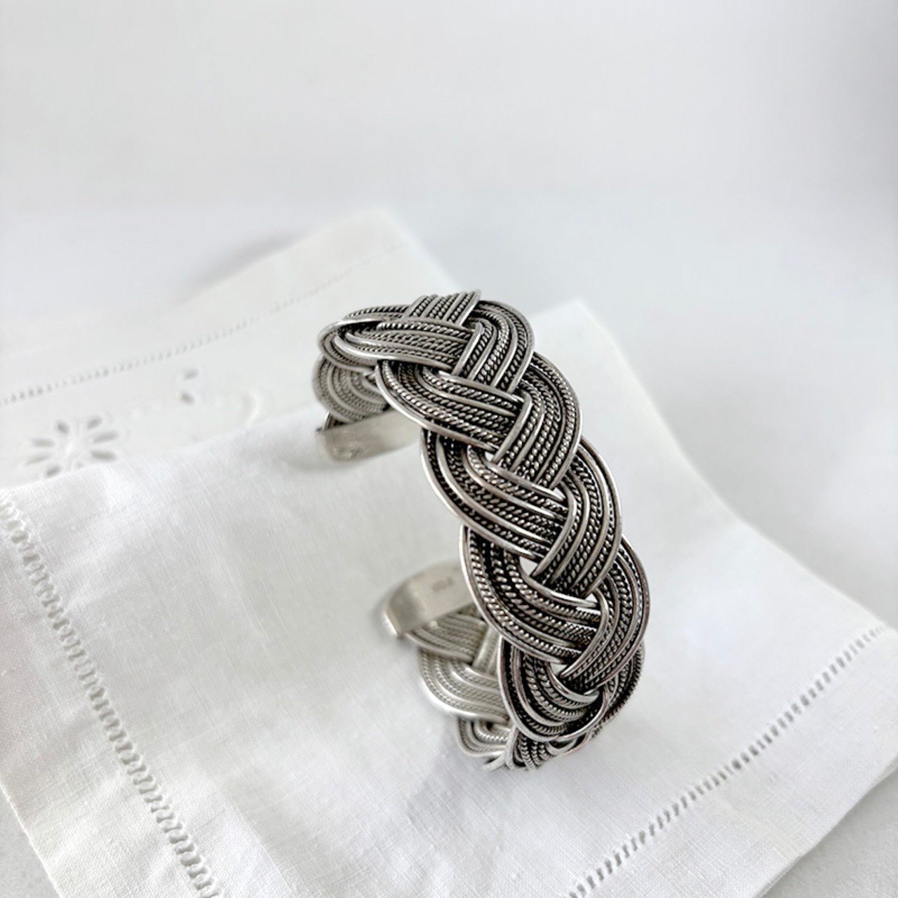 シルバーブレスレット　バングル　シルバー925　縄編み 19acj1