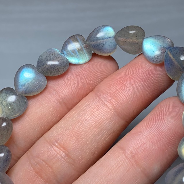 Kno11.シラーが美しい☆ハート・ラブラドライト ブレスレット