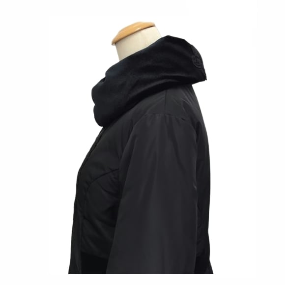 新品Super Beauty レースダウンジャケット 黒 スーパービューティー ダウンコート レース使い ベロア切替 2528009