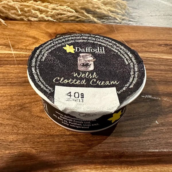 Daffodilクロテッドクリーム40g×2個とフランス産有塩AOPポーションバタ