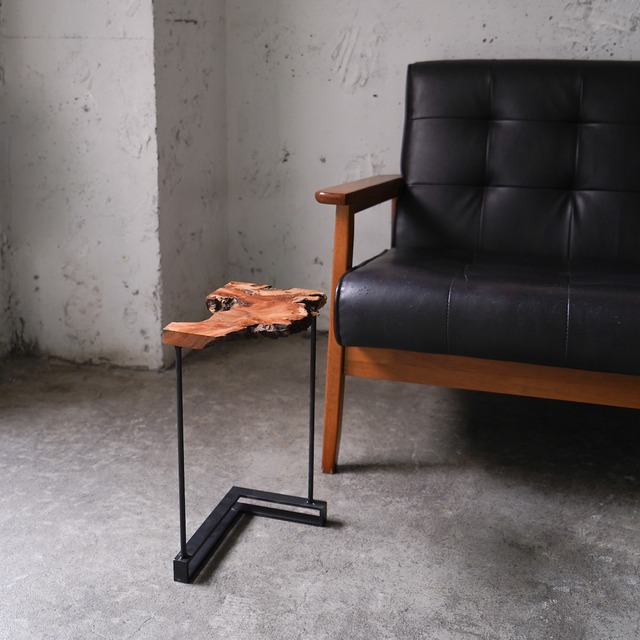 小さなソファーサイドコーヒーテーブル　欅④