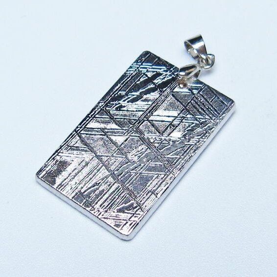 ギベオン ペンダント 隕石 メテオライト 一点物 112-13474