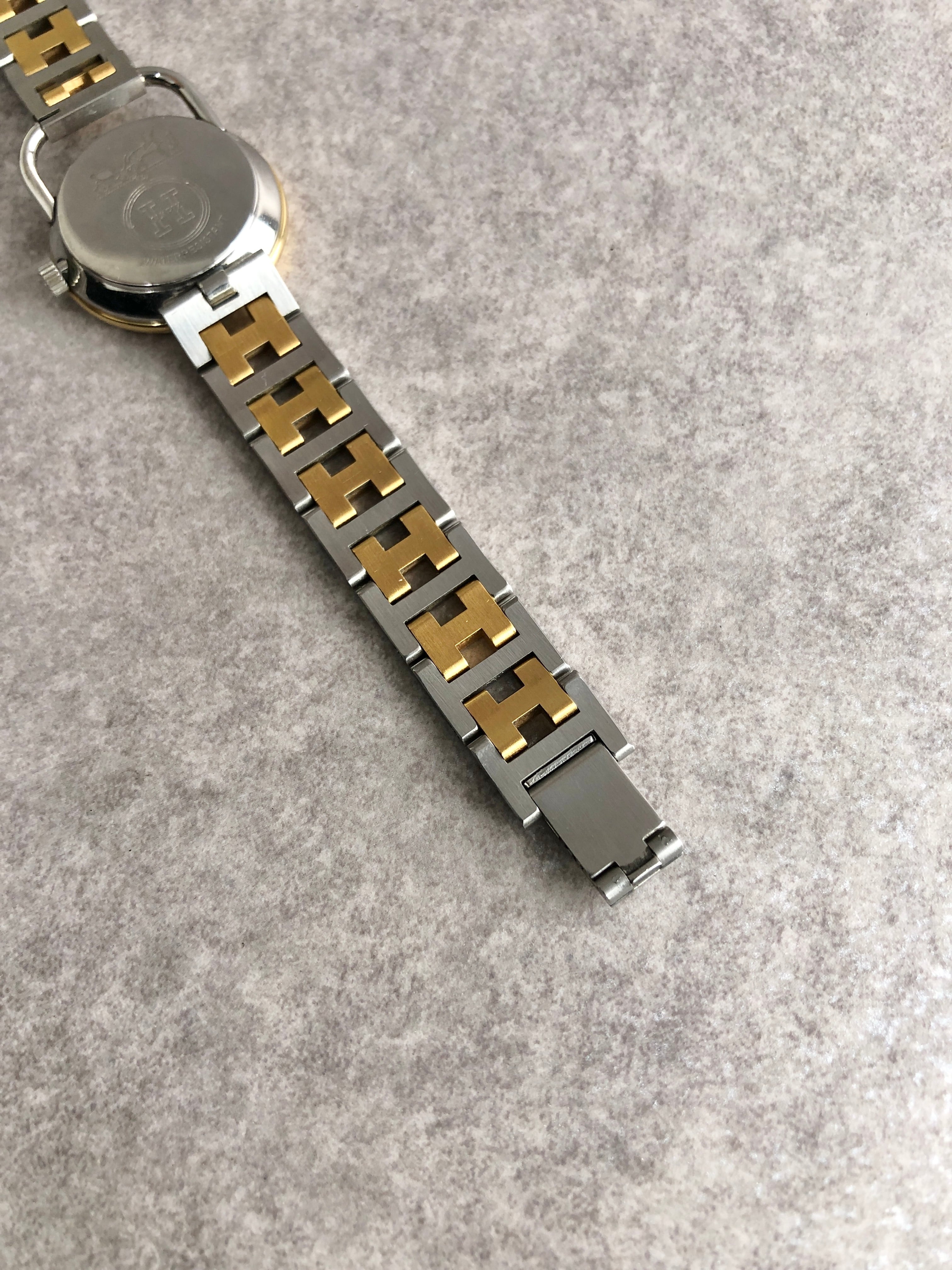 HERMES エルメス アルソー 腕時計ゴールド×シルバー ステンレス HERMES エルメス アルソー 腕時計ゴールド×シルバー ステンレス