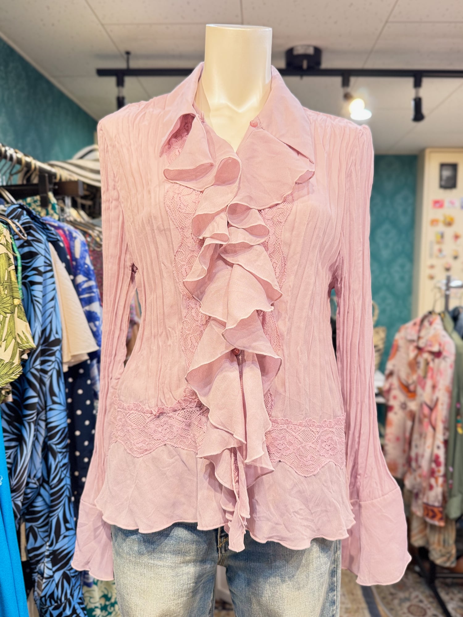 古着 ビンテージ Italy フレア フリル レース 長袖 シャツ 希少 美品 古着 ビンテージ Italy フレア フリル レース 長袖 シャツ 希少 美品