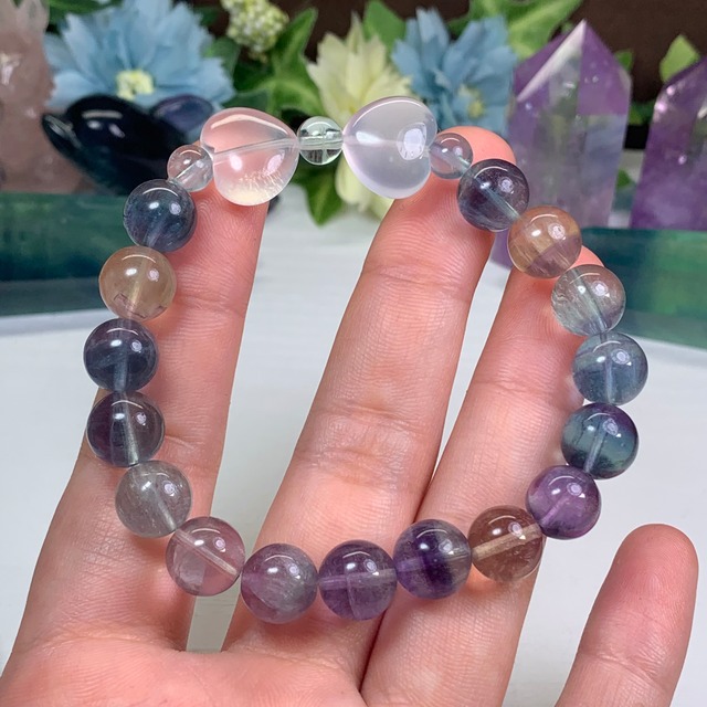 9. リボン風☆フローライト デザインブレスレット