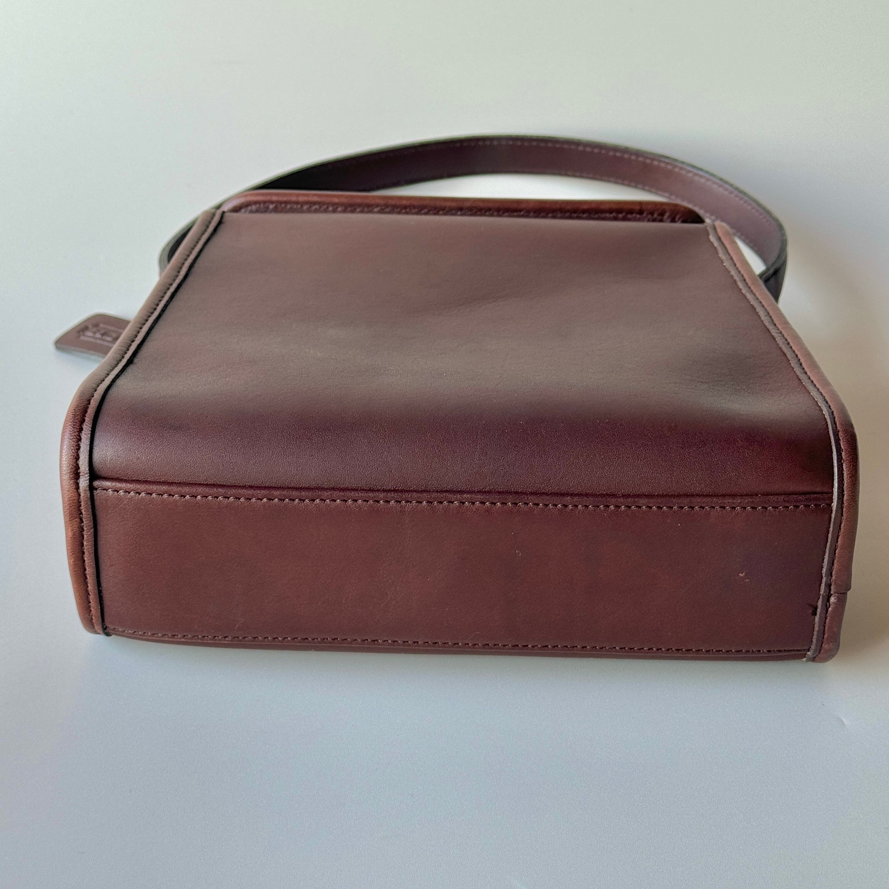 Vintage Coach 9043 Geometric Bag '97 | ONE VINTAGE