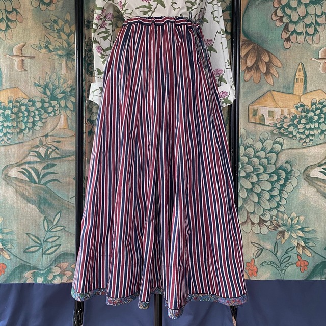 50枚はぎフルサークルスカート  /    Navy x Red x White Stripe