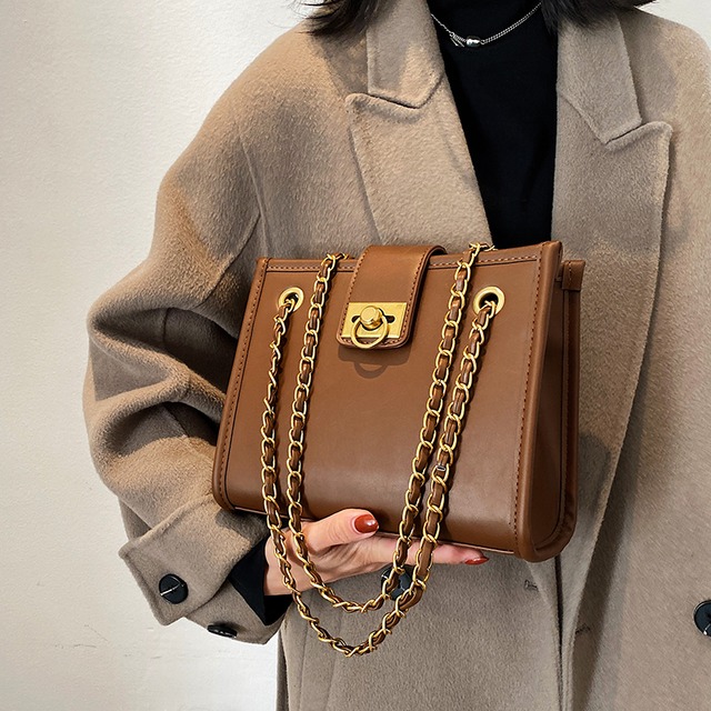 チェーン スクウェア メッセンジャーバッグ Tiancai_Wing_Bag23428913060