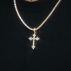 Iced Out Celtic Cross Necklace 【GOLD/SILVER】