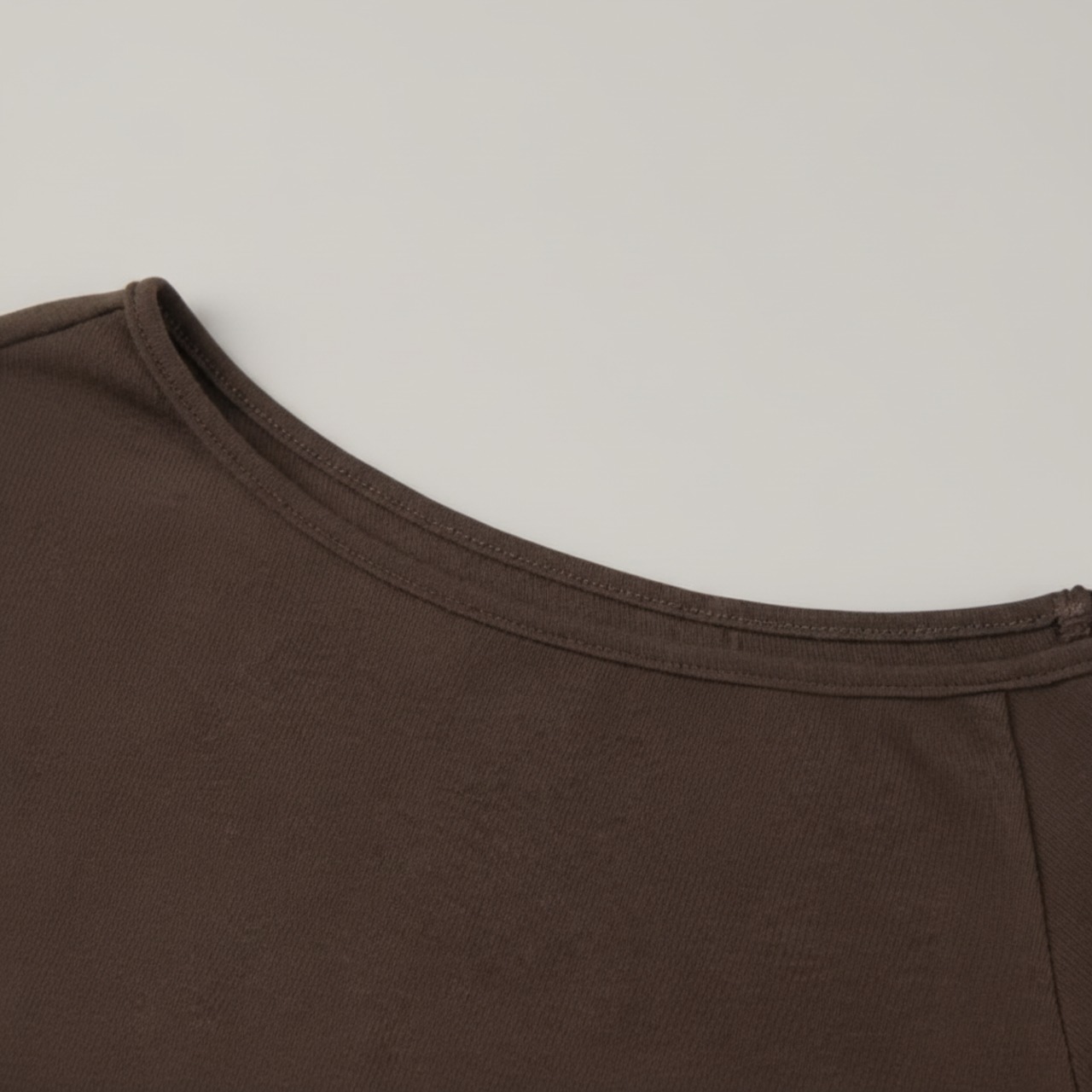 ワンショルダー スリムフィット 長袖Tシャツ   3colors  26012・画像11