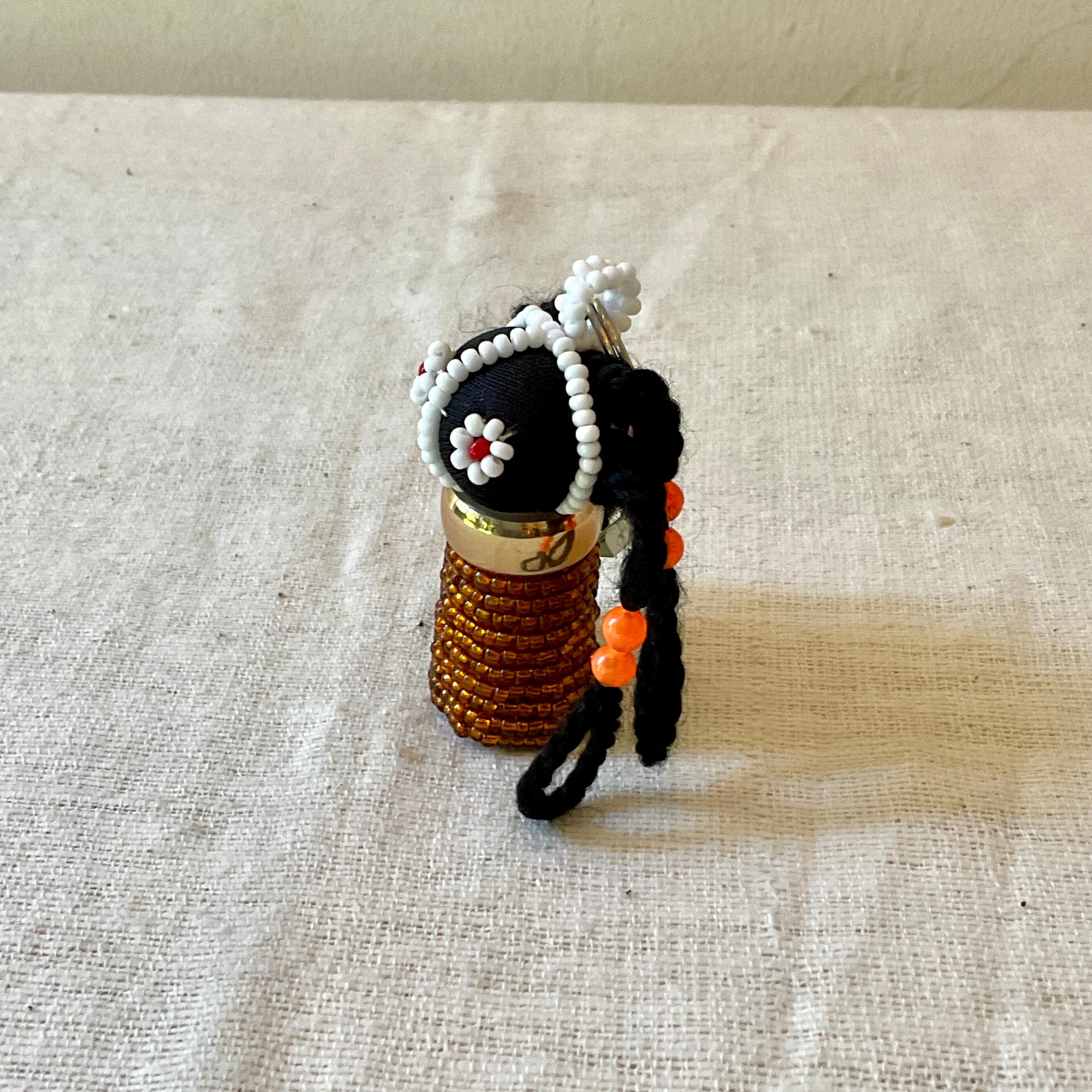 アフリカ ンデベレ人形 ビーズ細工人形 魔除け エスニック 人形 Dolls