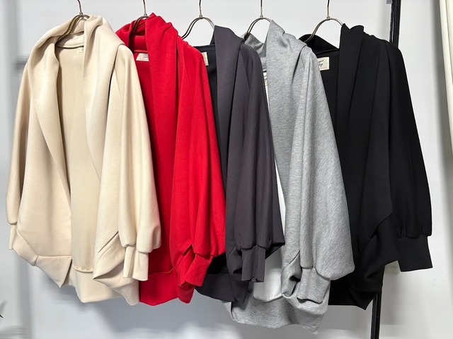 【MARGAUX VINTAGE】ダンボールニットモモンガフーディー
