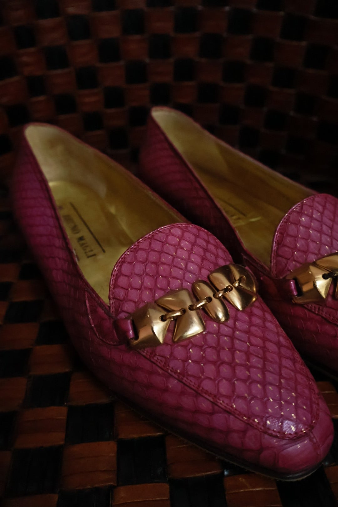 vintage BRUNO MAGLI pink python shoes