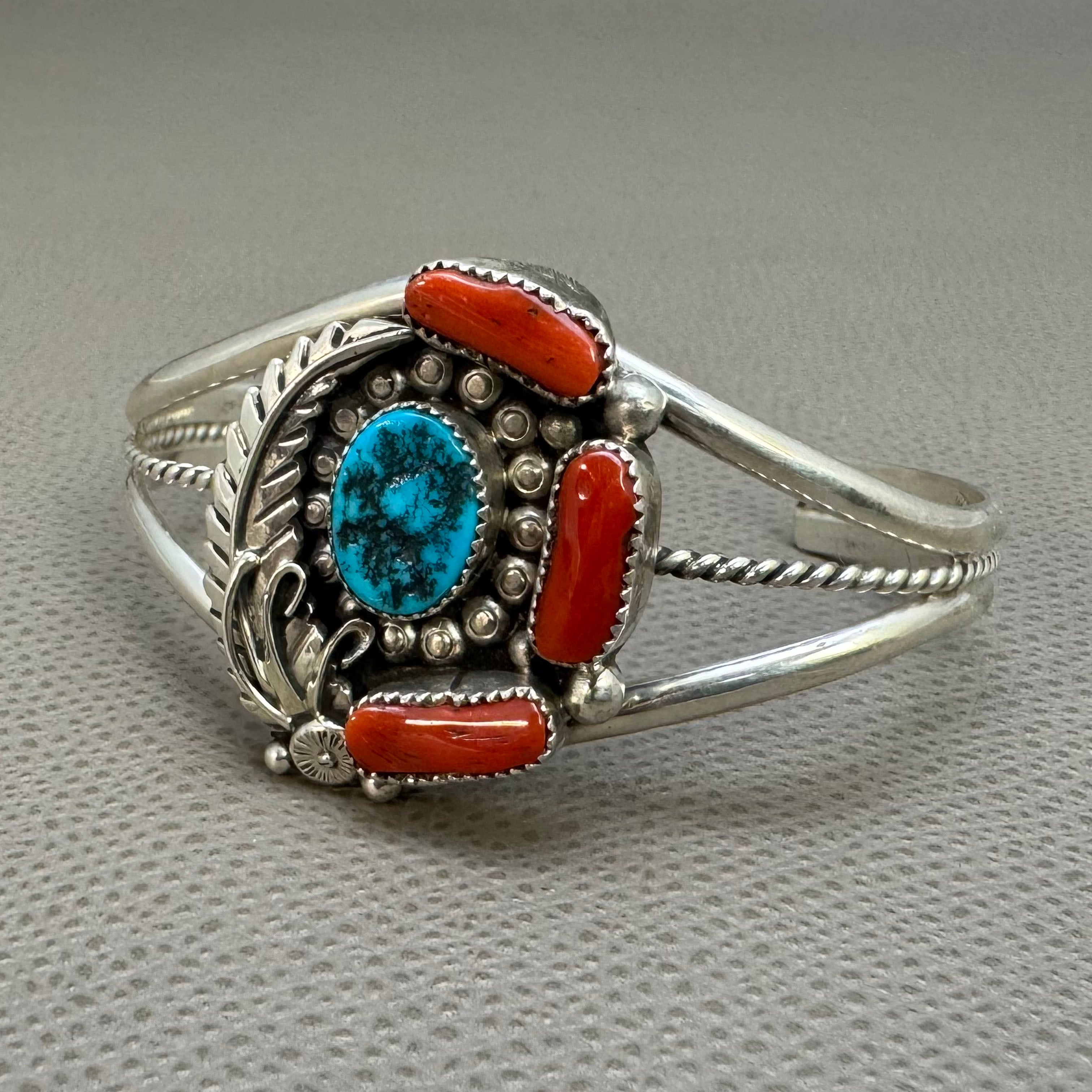 NAVAJO（ナバホ）族 Michael Calladitto作 Roy stoneターコイズ