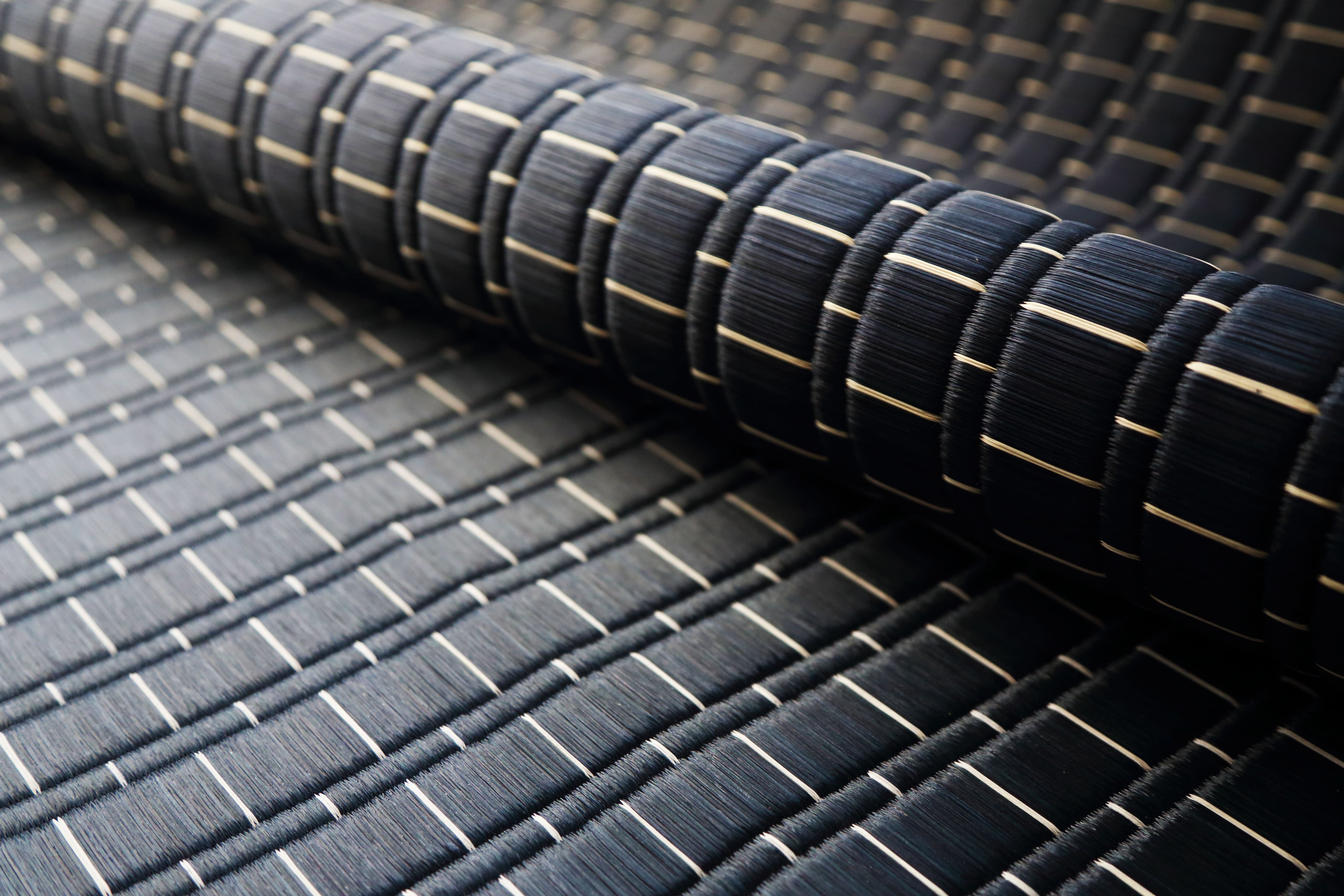 掛川織 福岡花ござラグ】美月 ブラック 191×191cm 裏貼り加工有 | 松正