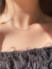 Fine petal necklace