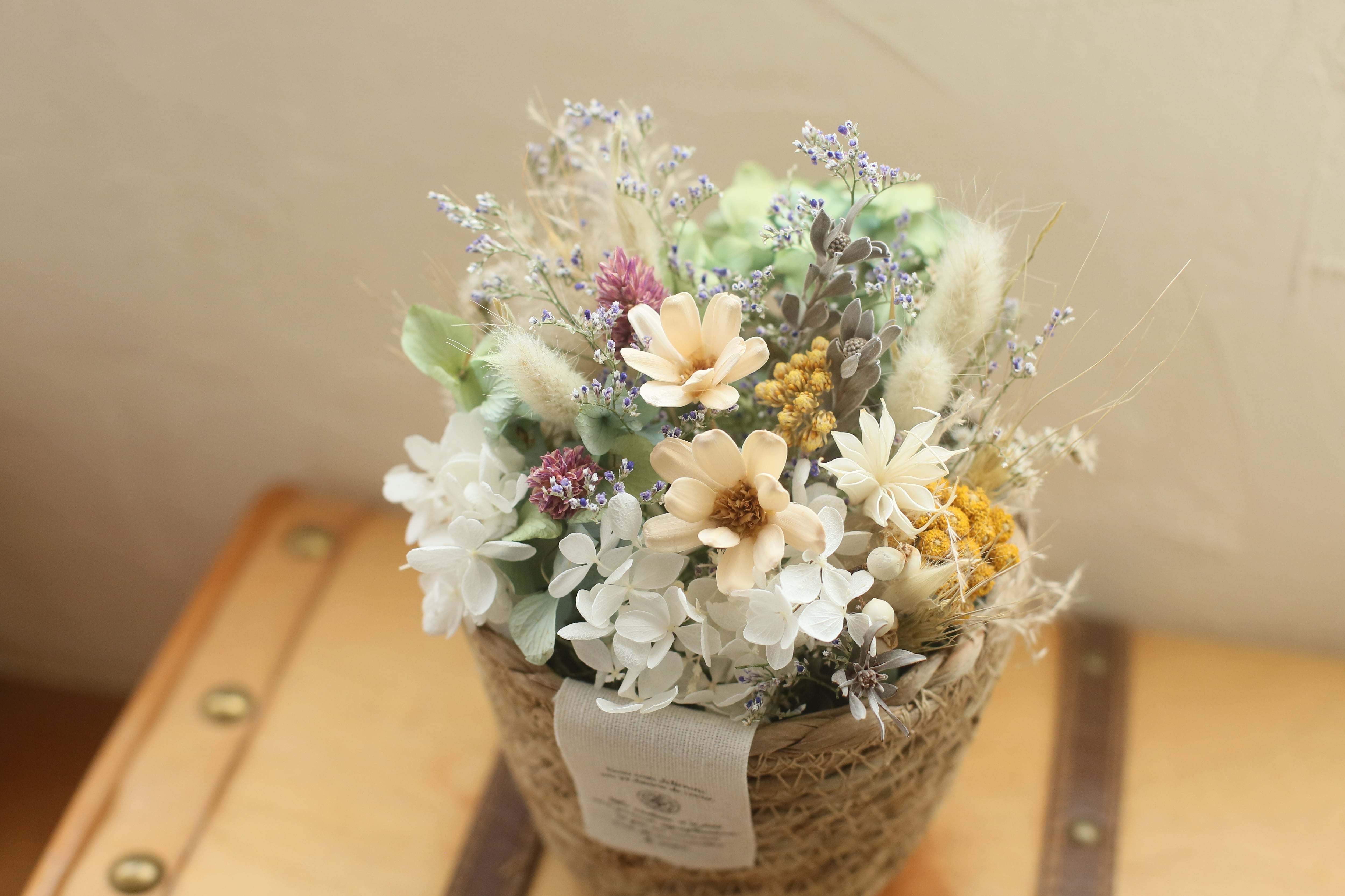 送料込み】＊ナチュラルカラーのアレンジメント＊ | FleurLilas