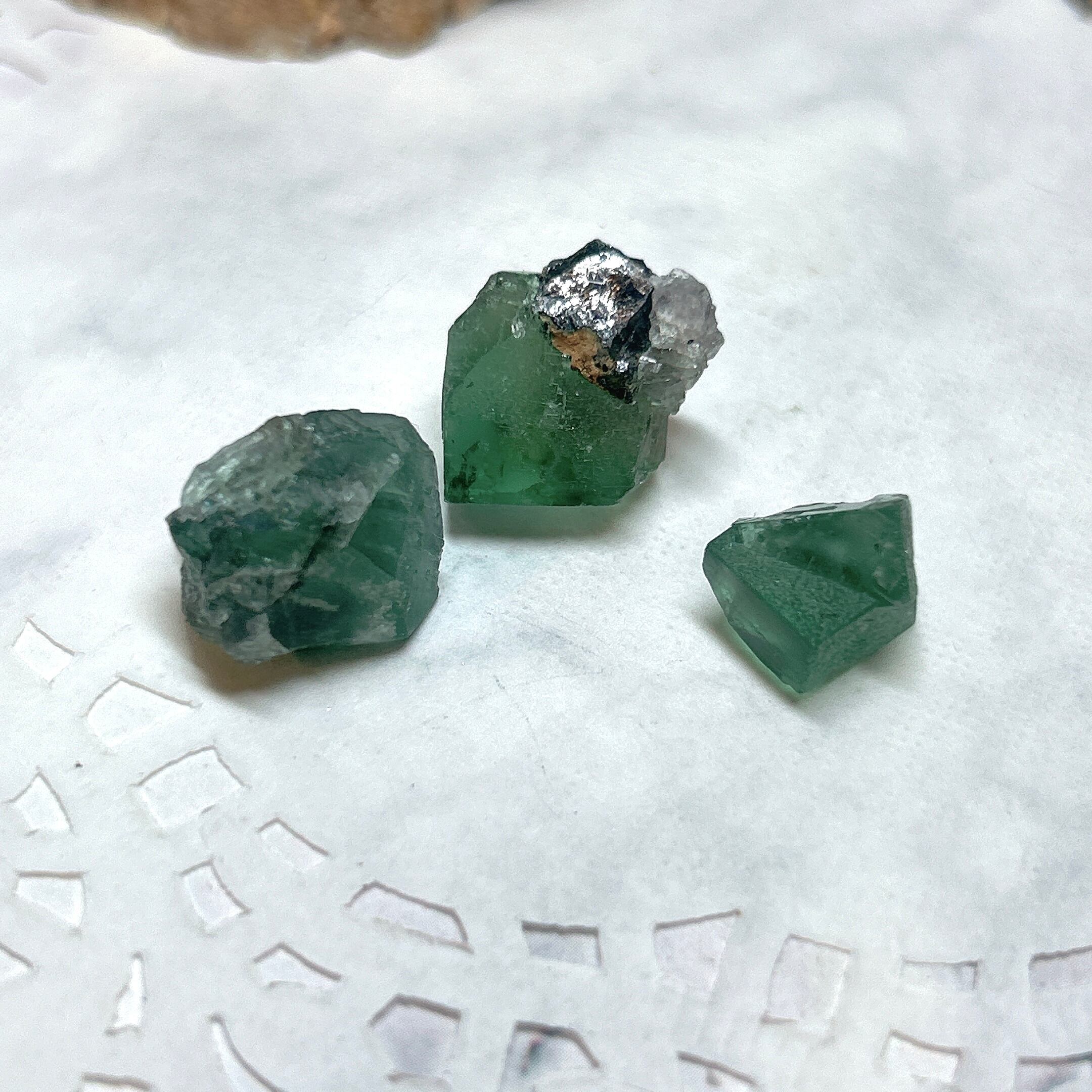 リビアングラス17g メテオライト最高品質 天然ガラス隕石 リビアングラス17g メテオライト最高品質 天然ガラス隕石