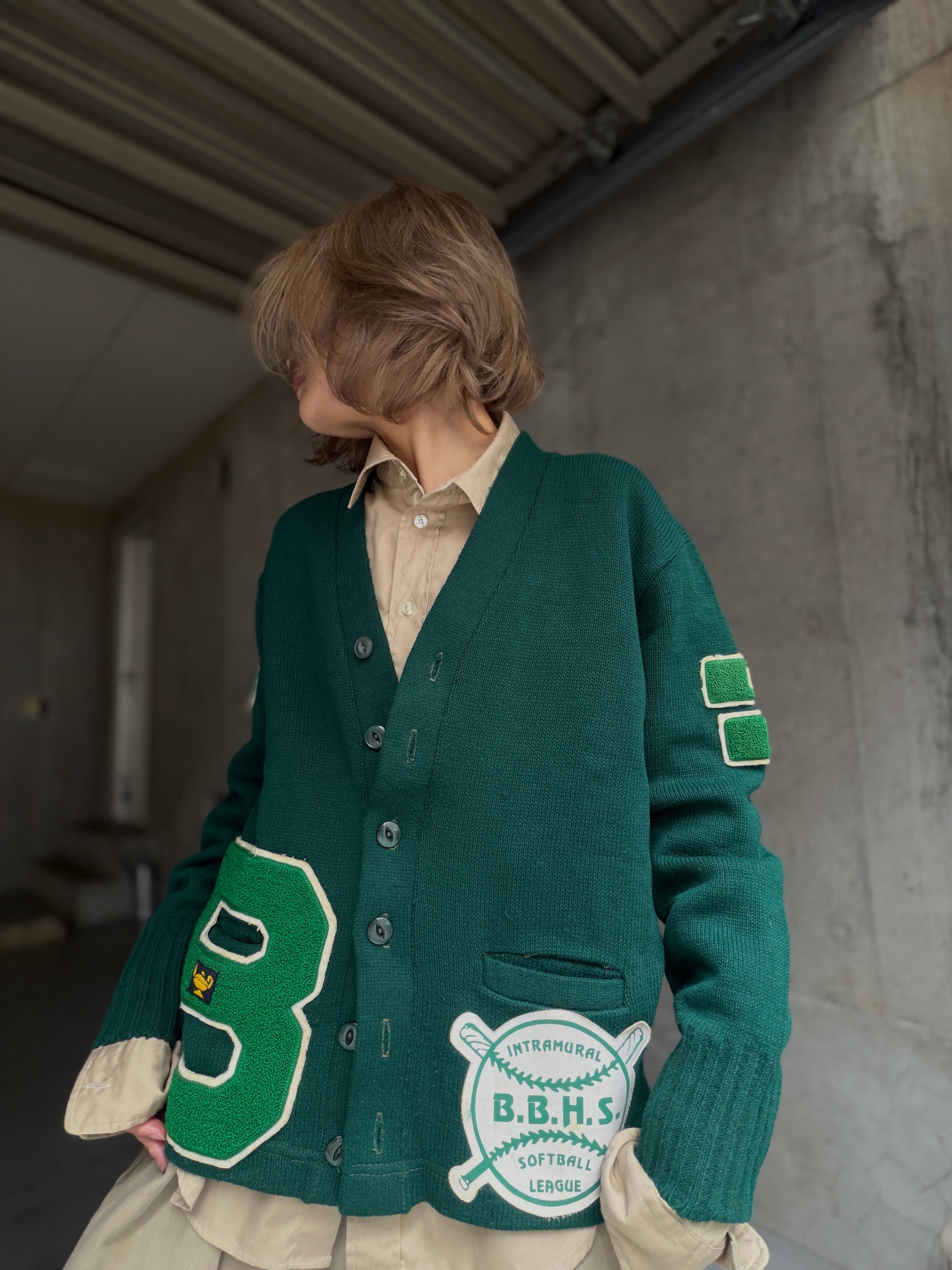 (KN628)70’s Lettered cardigan