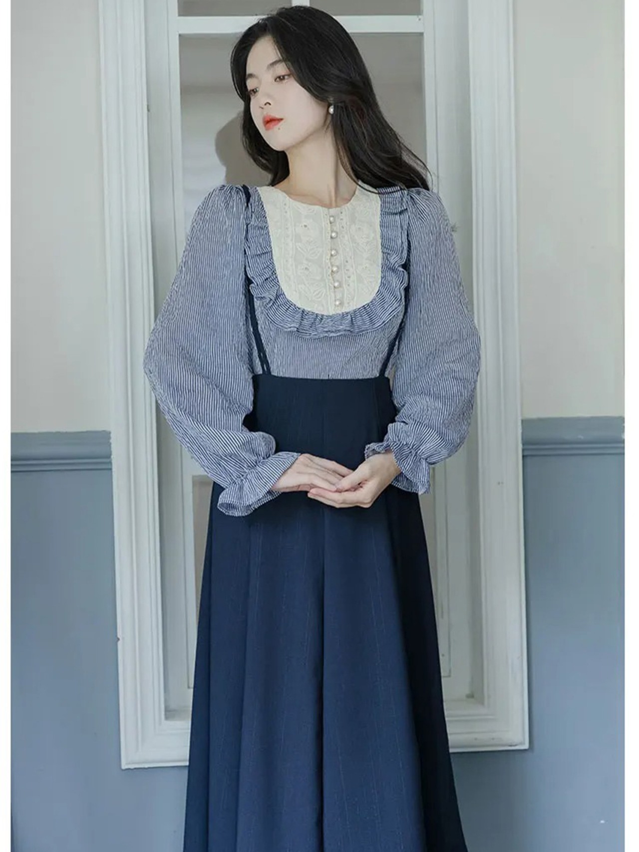 【0222】Elegant Skirt Stripes Long Sleeve 2 Piece Set