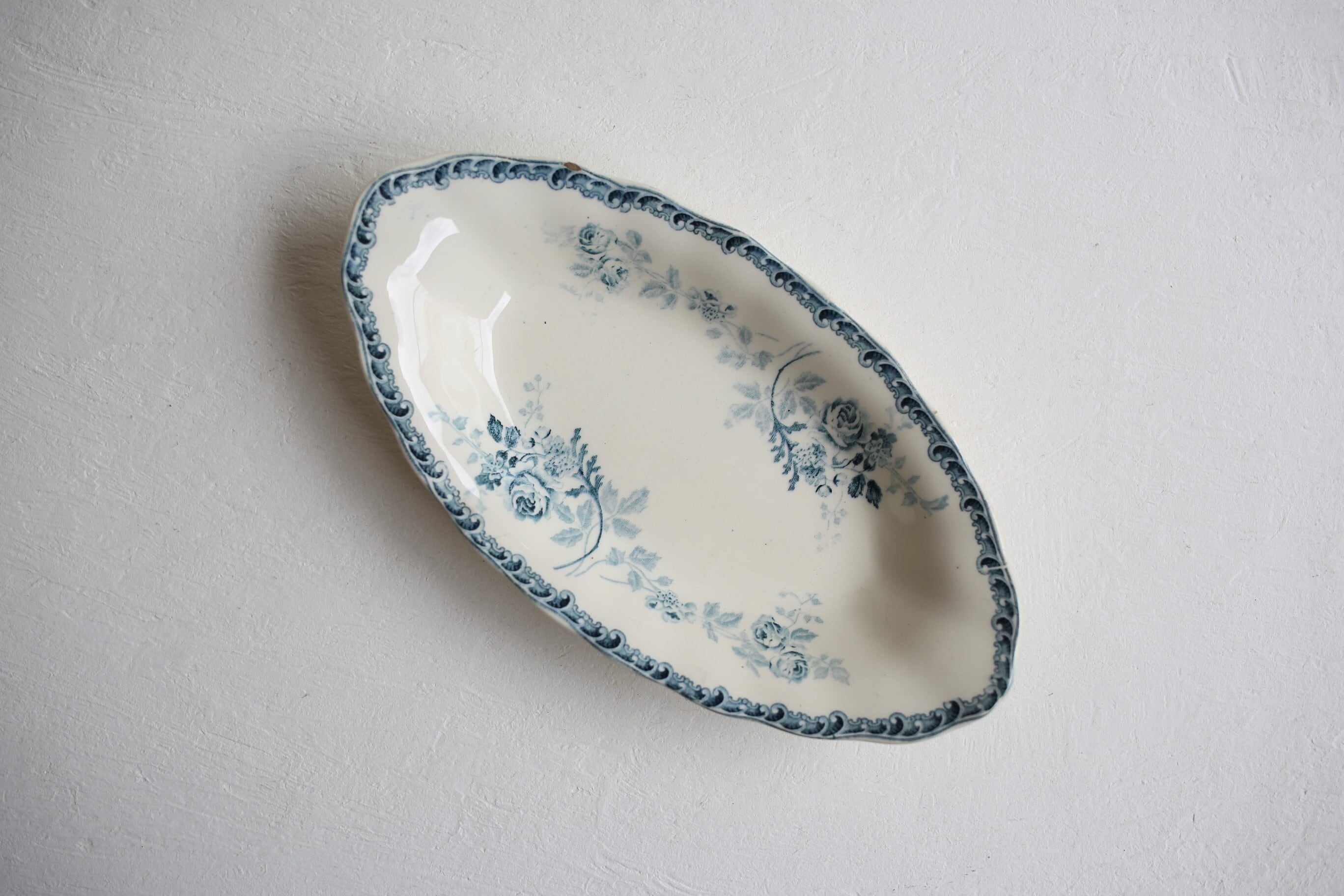 フランス アンティーク ヴィンテージ Choisy le Roi ショワジールロワ ラヴィエ 『NANTAIS』N-02677