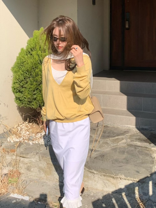 (予約) HAUS / Billy silk deep V neck knit 3color