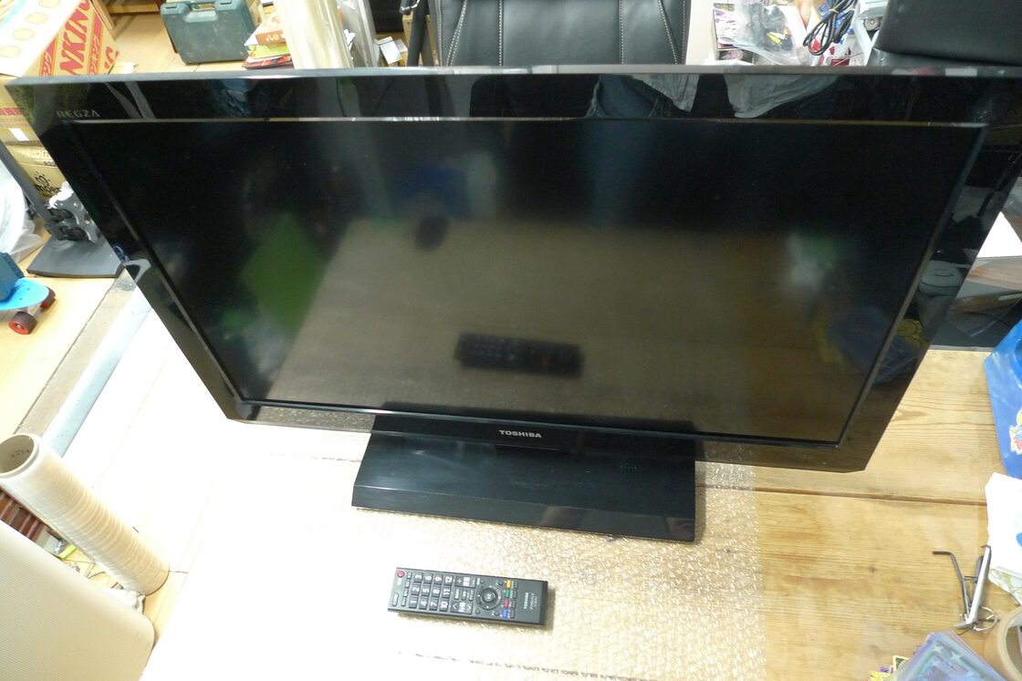 現状品 TOSHIBA 東芝 LED REGZA 32A2 32V 液晶テレビ リモコン付き 