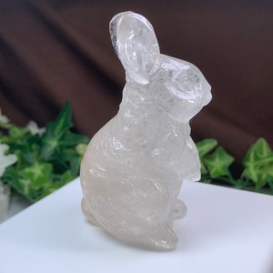 3.可愛い水晶うさぎさん