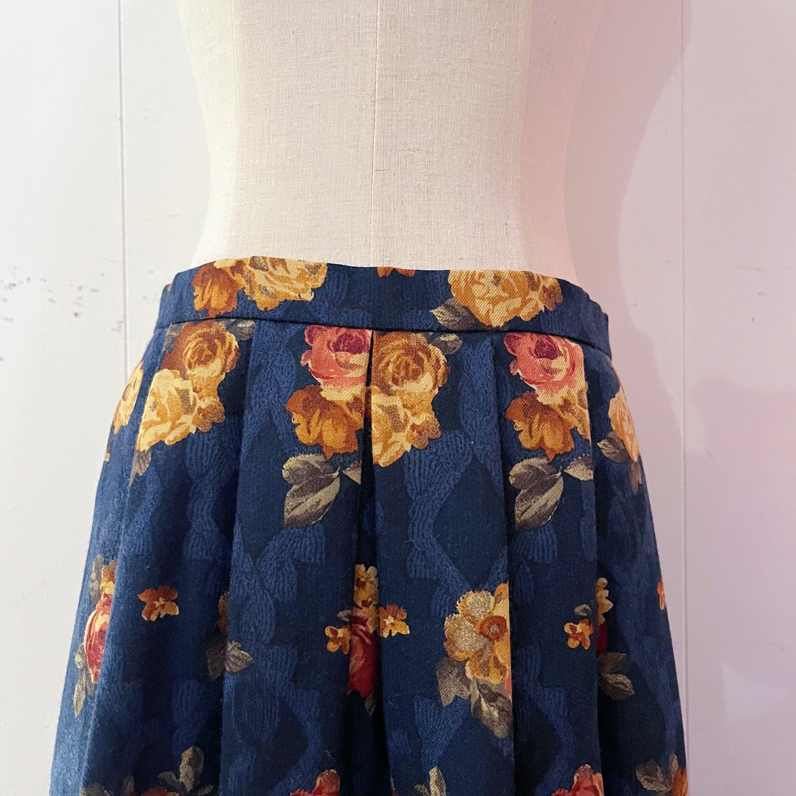 antique rose blue diamond tuck skirt