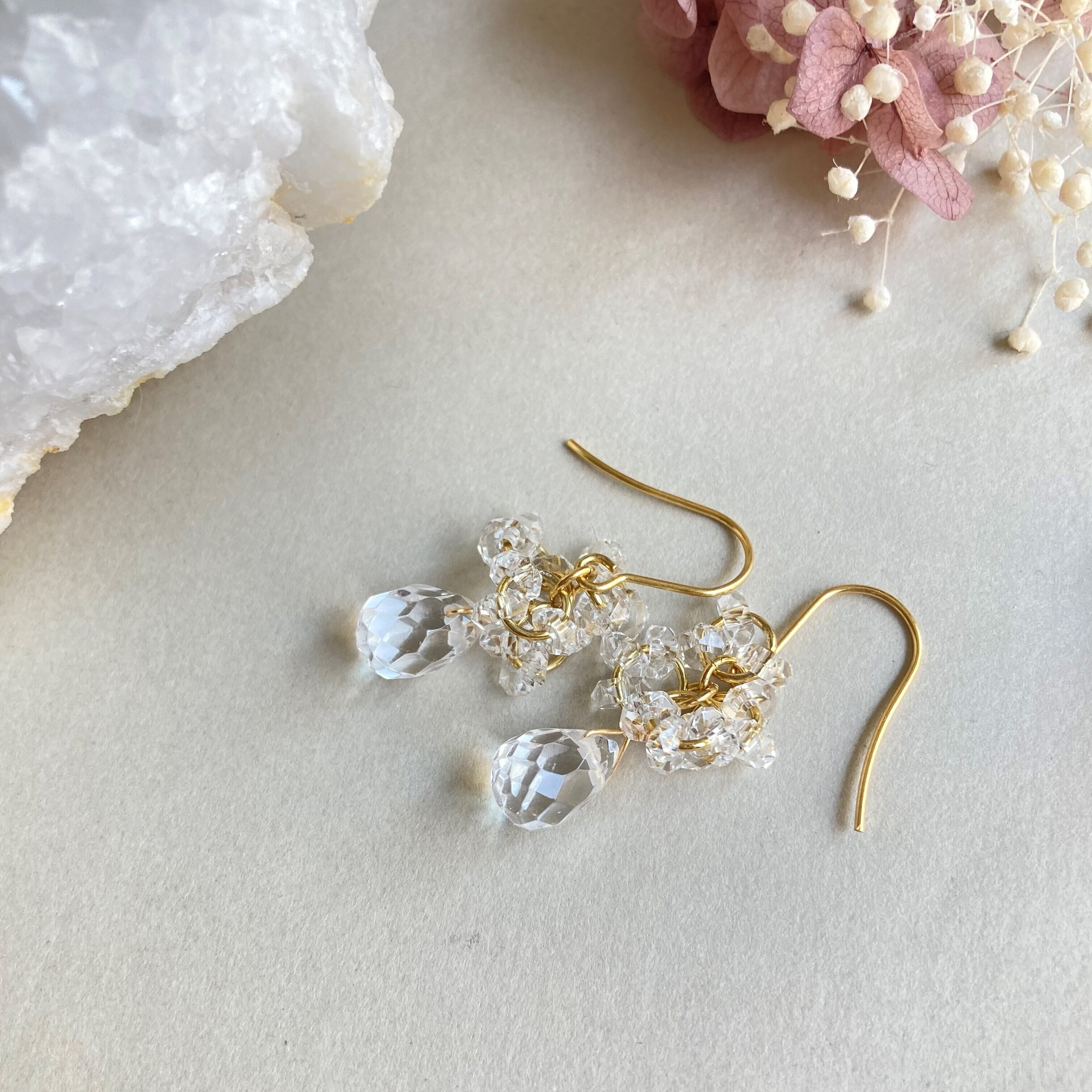 水晶 ドロップ ボタン ピアス