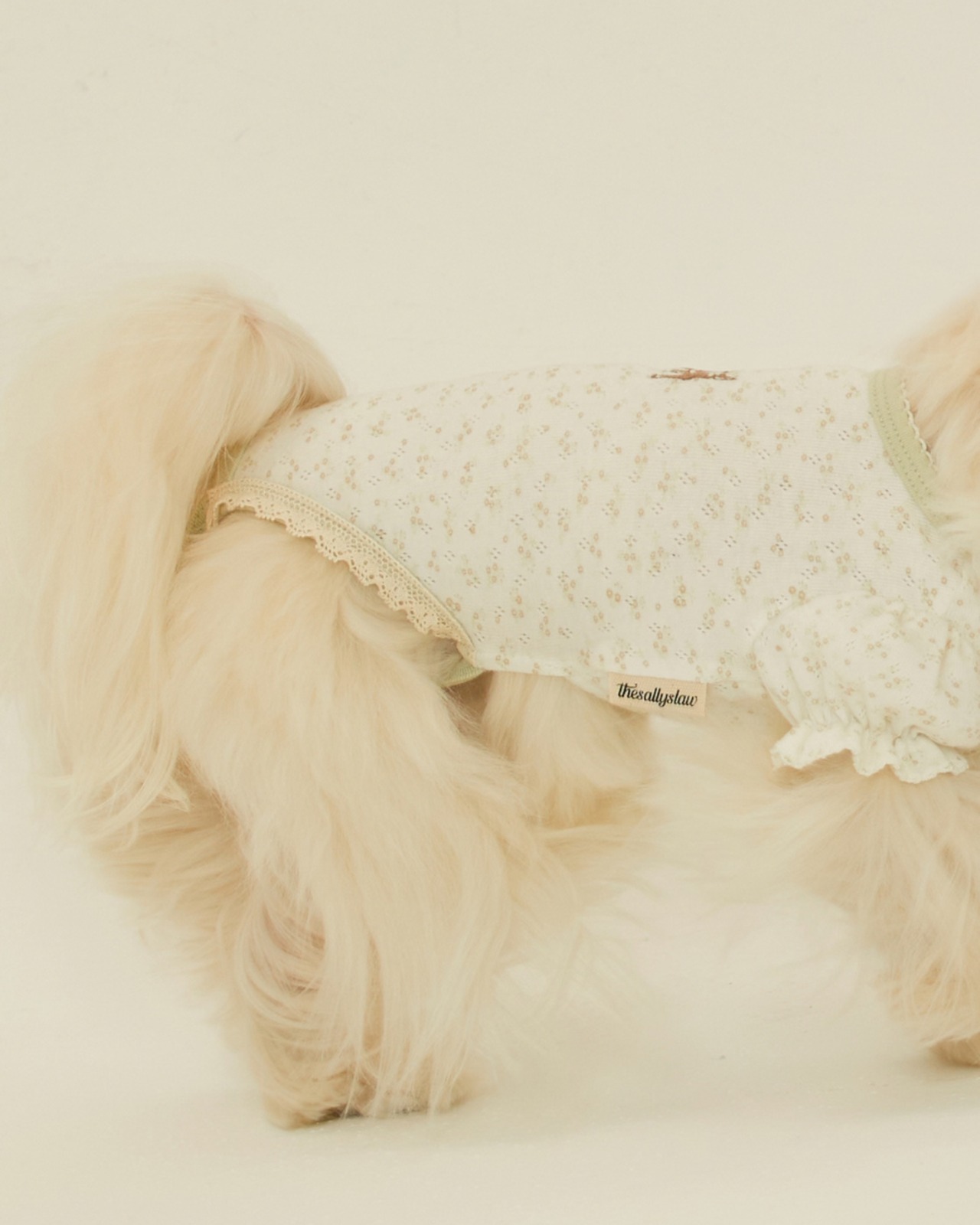 【予約】[ thesallyslaw ] Chloe Puff Romper｜Lime Floral - 4