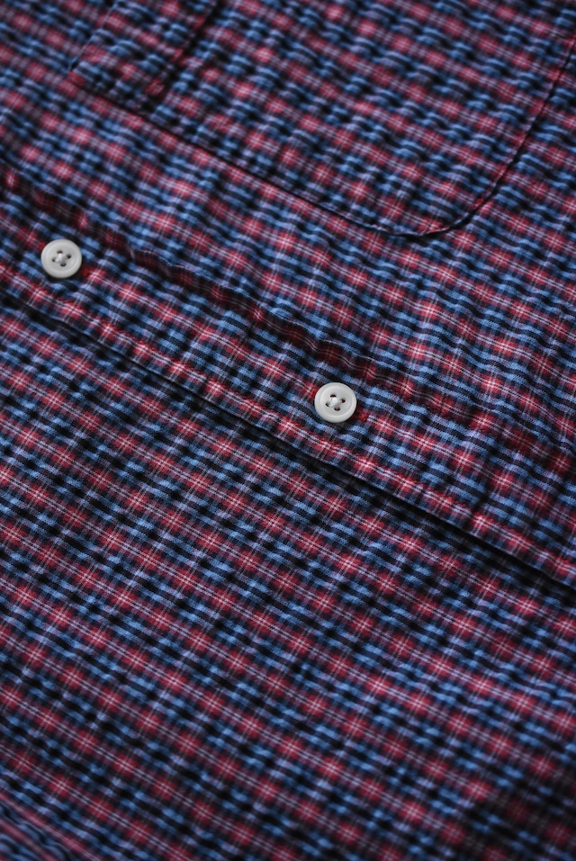 OK/00's "L.L.Bean" seersucker check shirt.