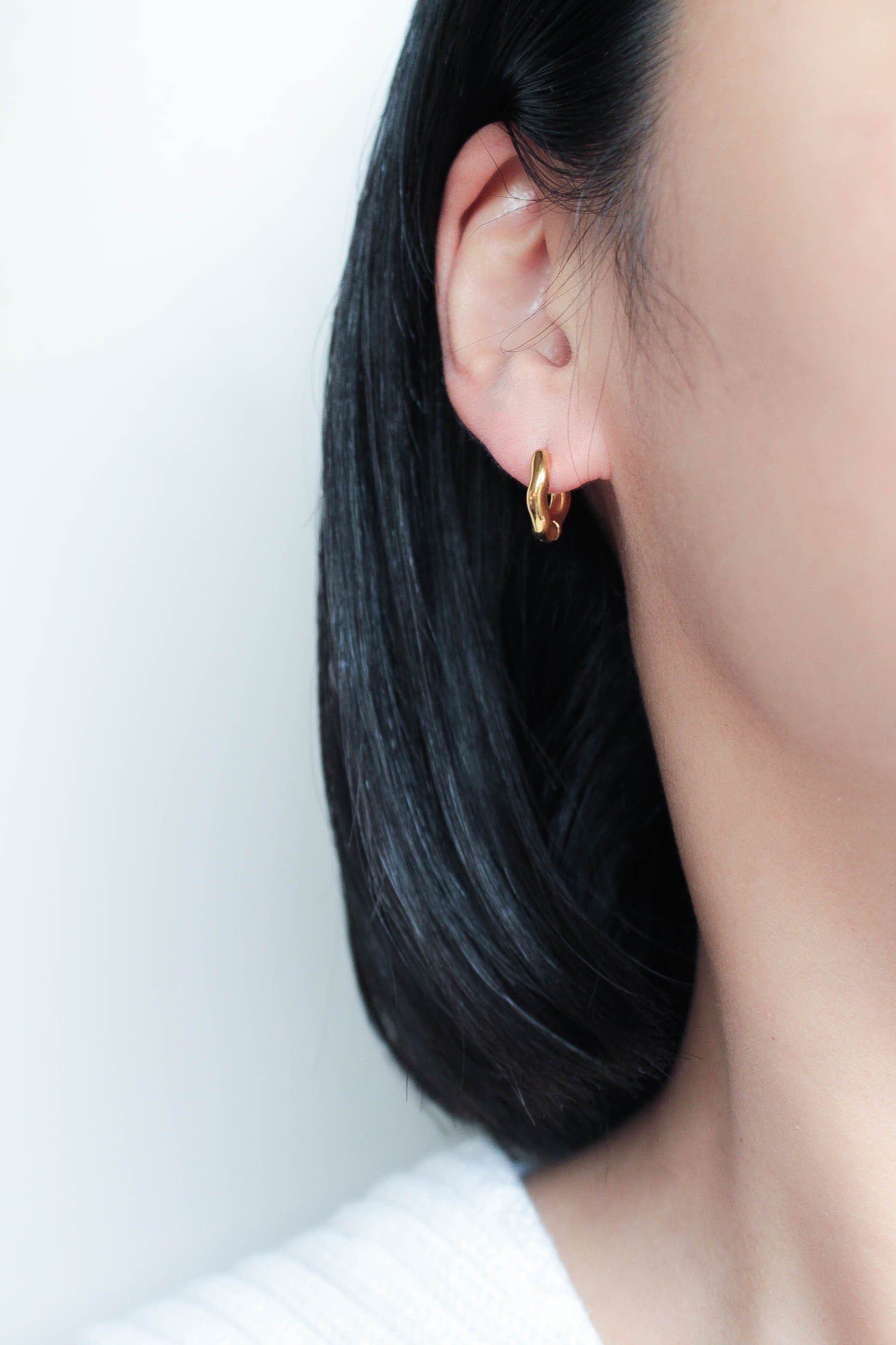 3/28(sat)発売 Wave Tube Hoop Pierce
