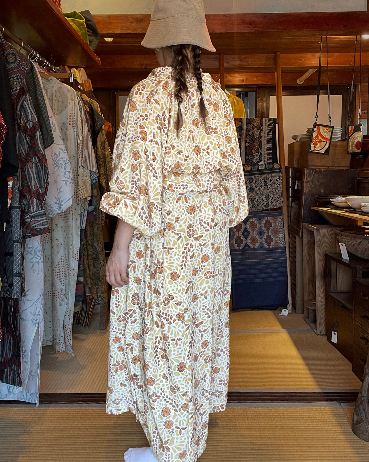 手作り　モダン　着物ワンピース　 ロングドレス　ハンドメイド　花柄　セットアップ 振袖 着物 ロングワンピース ドレス 2部式ローズ/バラ作り帯 リメイク