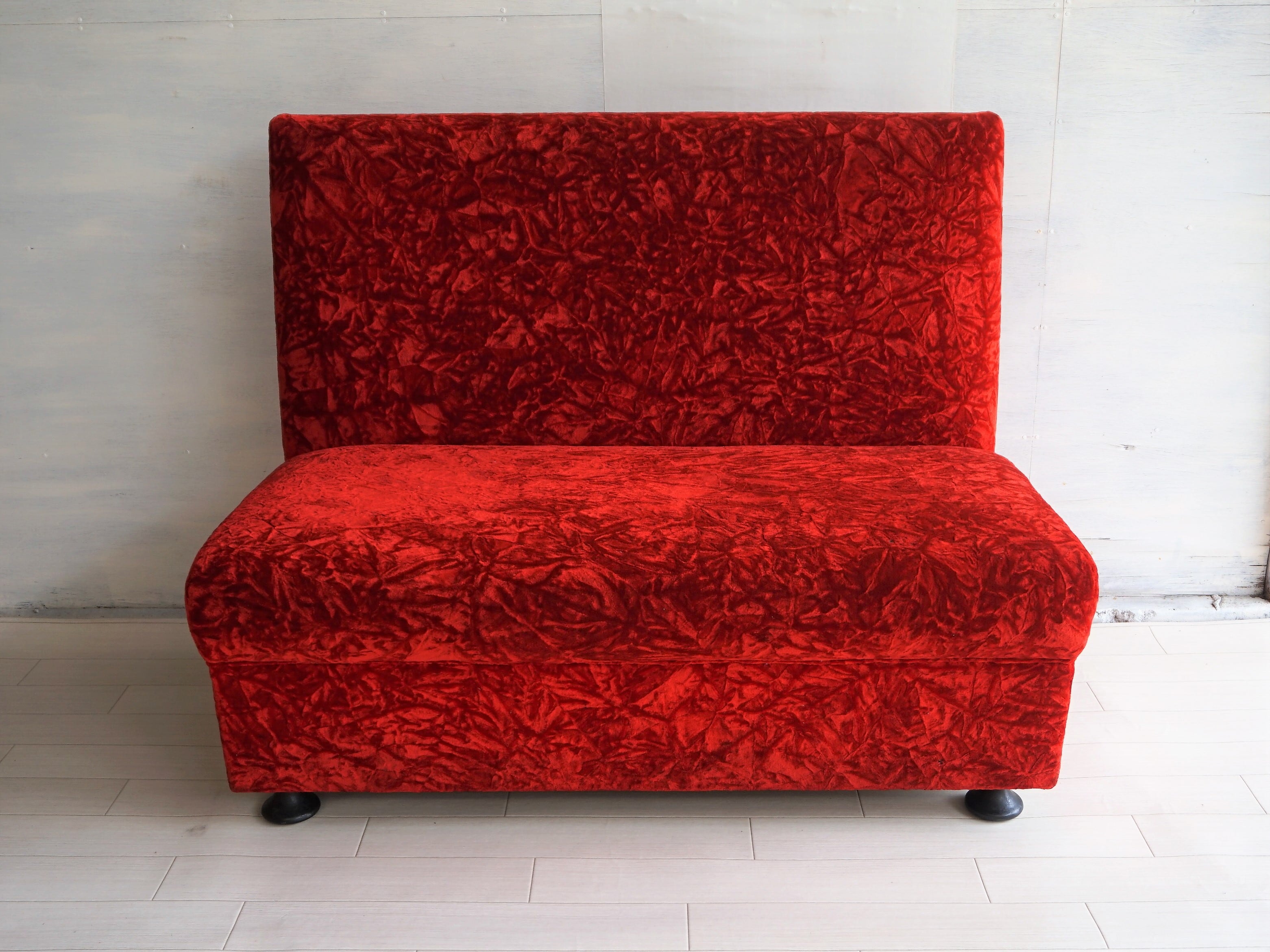 レディタウン 2人がけソファー（赤） | 純喫茶家具の村田商會