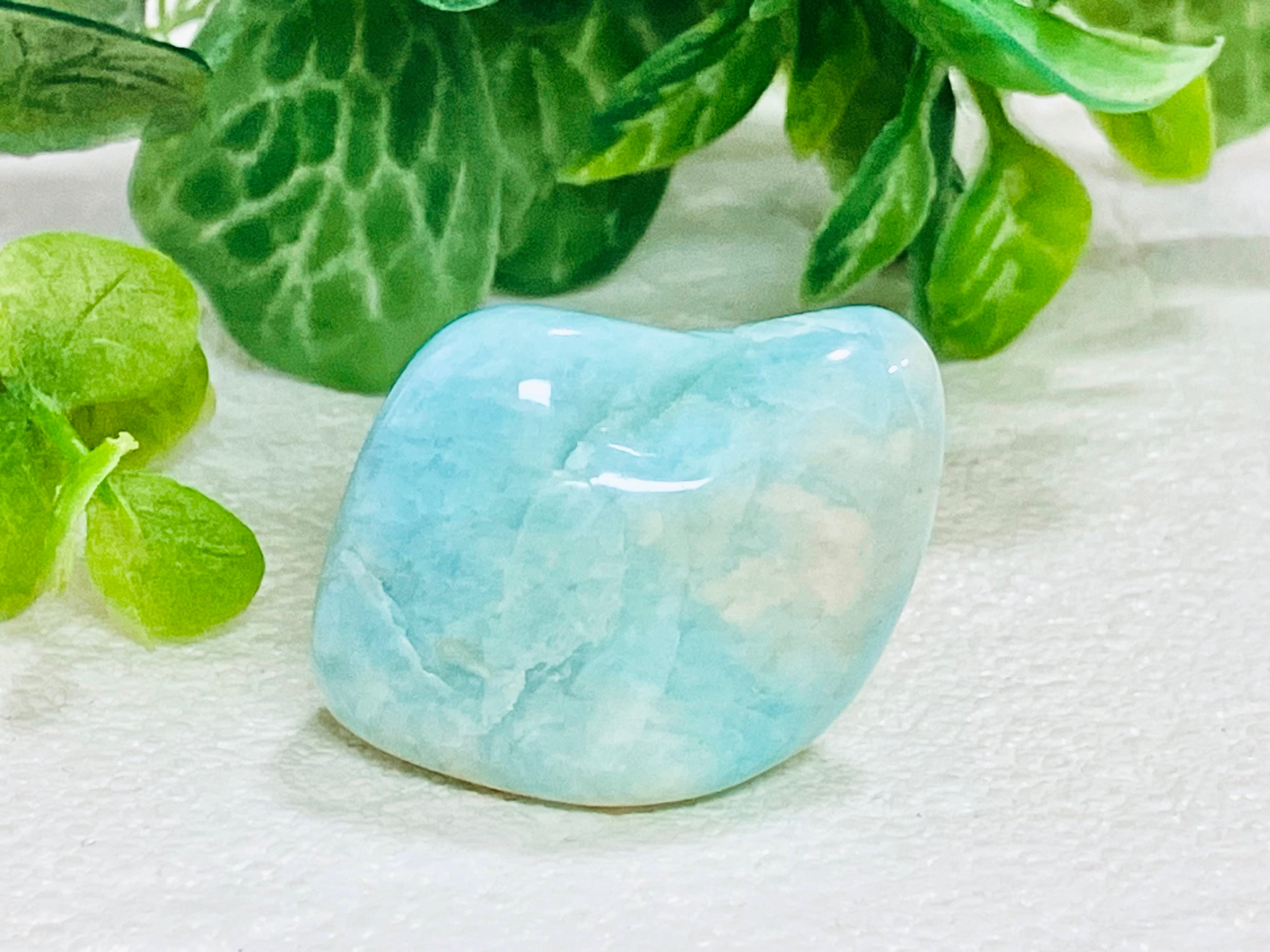 幸せをもたらす】虹入り✨ グリーンアクアマリン ラフストーン 原石