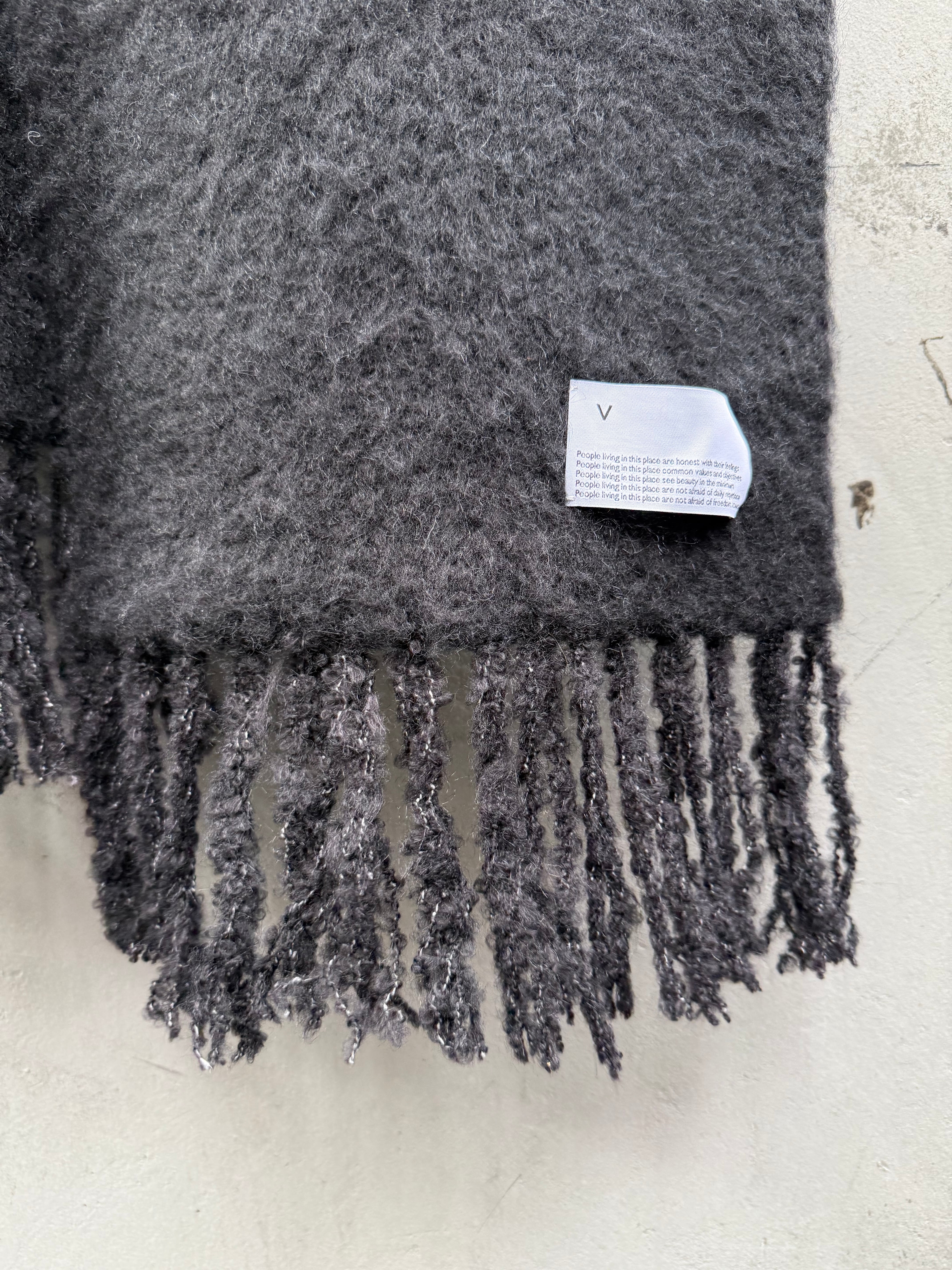 VOAAOV』FULLERS TEASEL BRUSHED KNIT Muffler / BLACK | SUKIKIRAI
