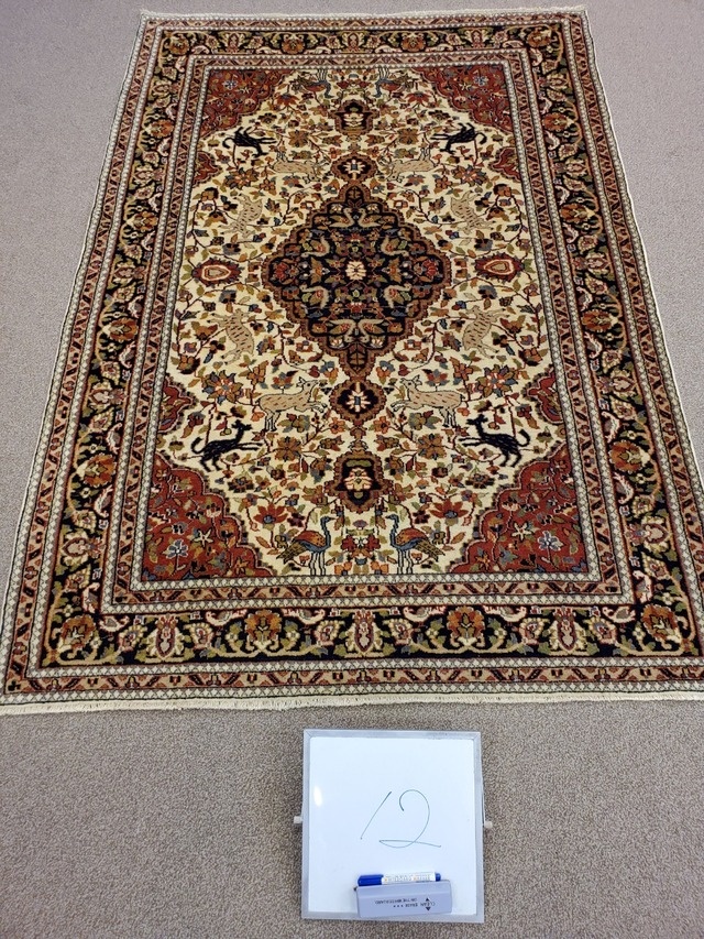 絨毯クエスト62【No.12】Tribal Rug　トライバルラグ  ※現在、こちらの商品はトルコに置いてあります。ご希望の方は先ずは在庫のご確認をお願いします。