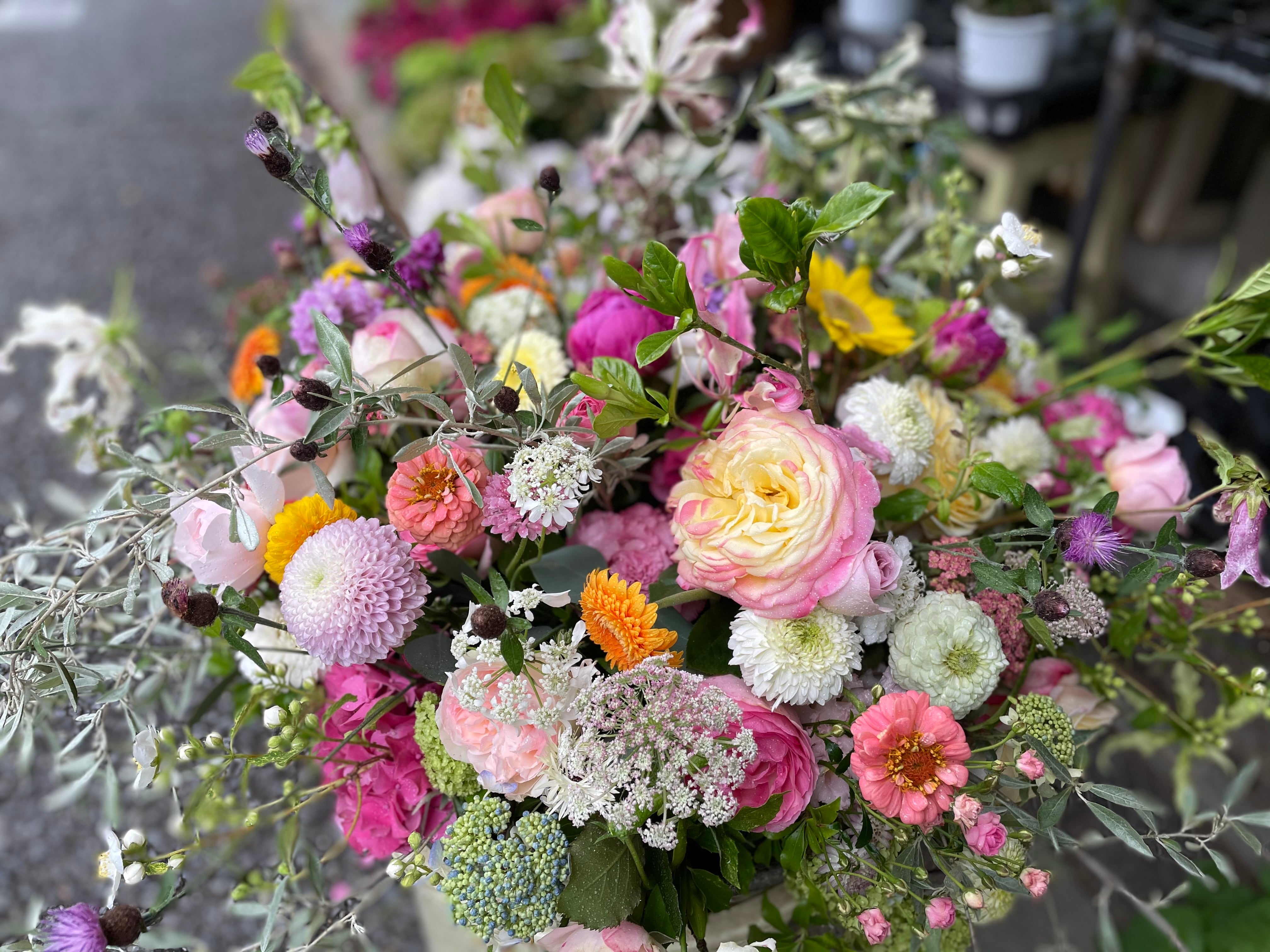 オーダーメイド |フラワーアレンジメント Mサイズ | FLOWERS NEST