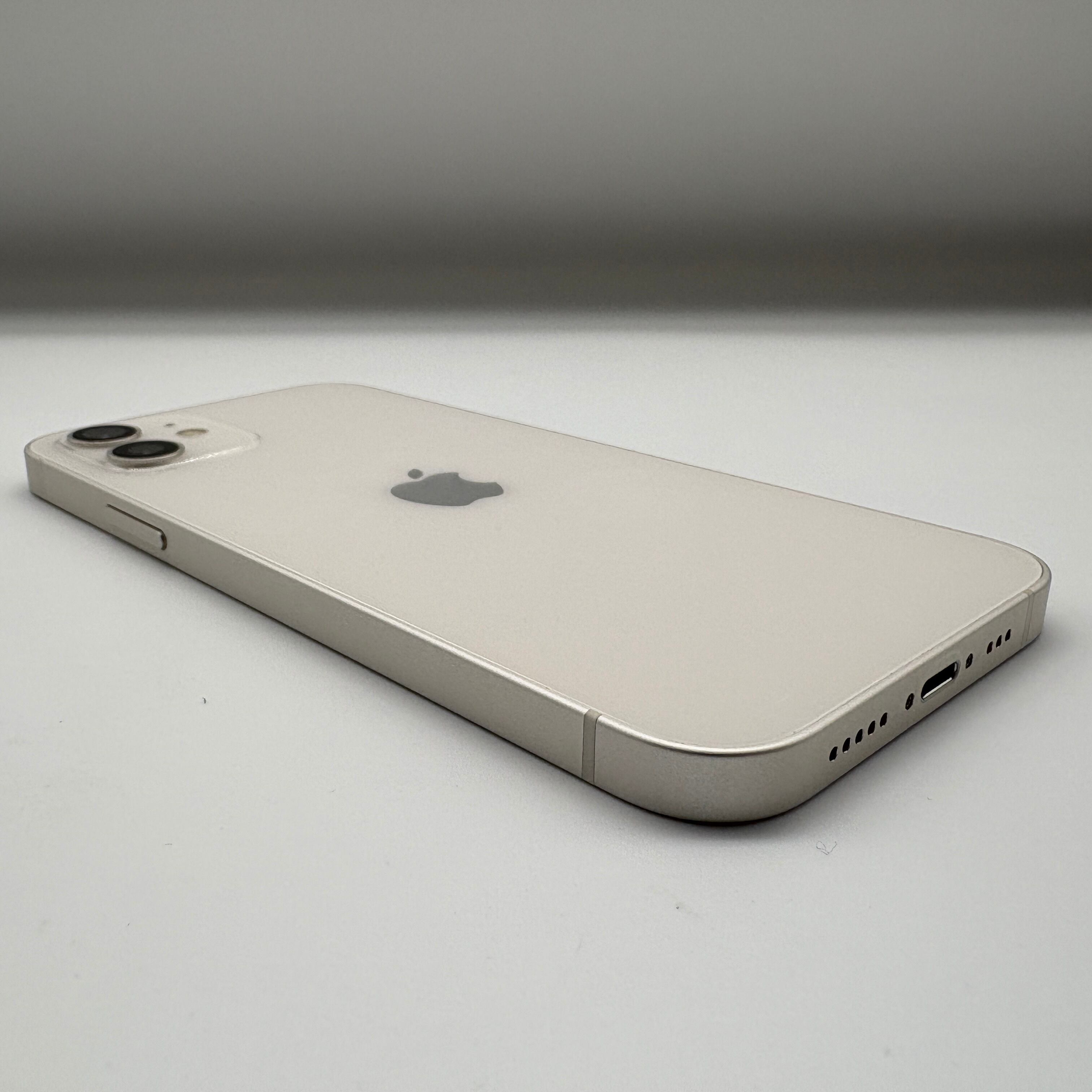iPhone12 64GB ホワイト アイフォン本体 SIMフリー SIMロック解除済み