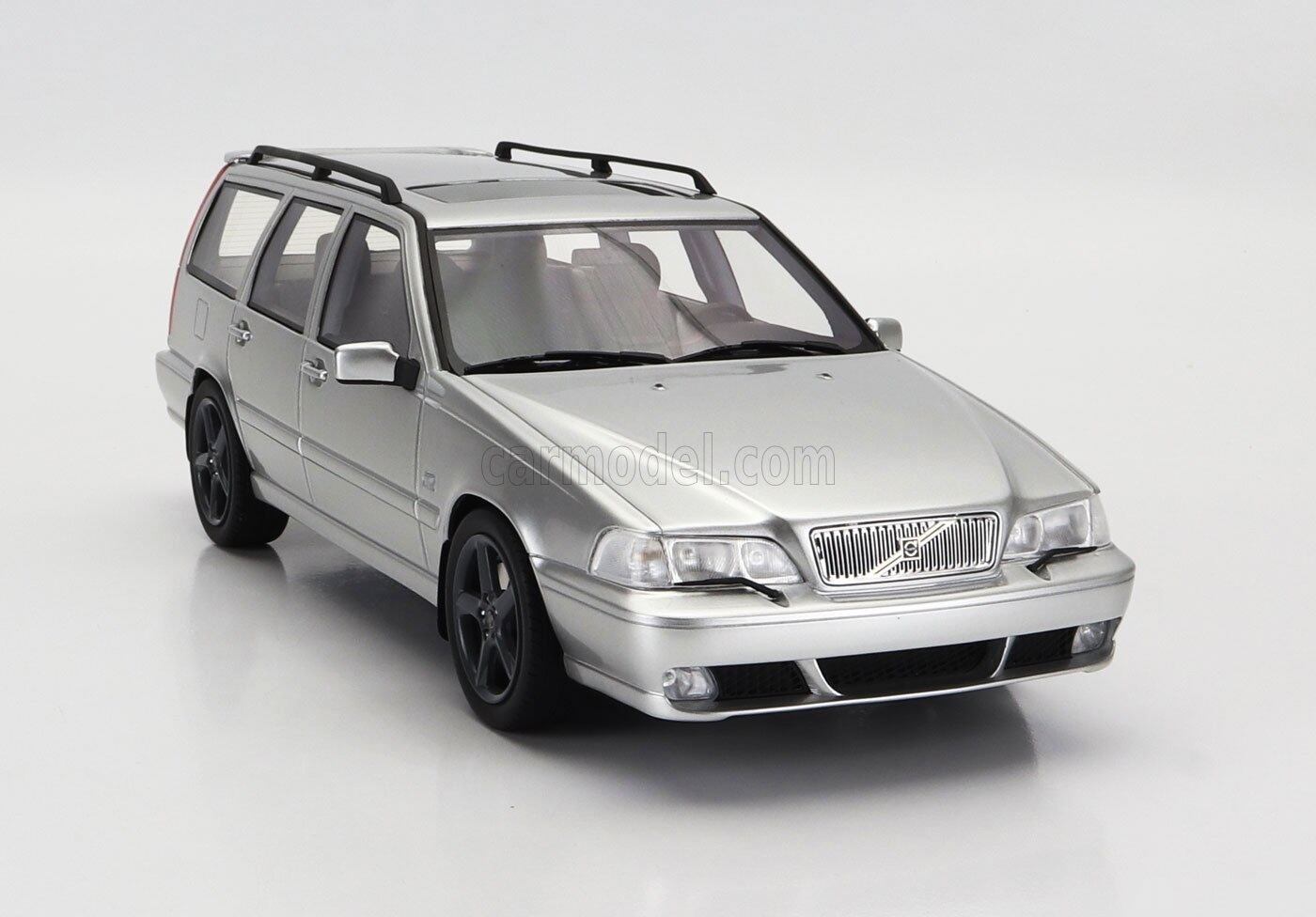 ミニカー Volvo V70 R 1/18 61LtGE5e+zL._AC_UF894,